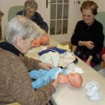 Doll Therapy a Villa del Sole casa di riposo tra Toscana e Emilia Romagna